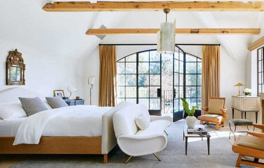 Cozy and Chic: Creating a Bedroom Retreat