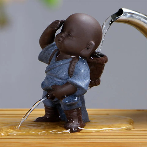 Purple Sand Tea Pet Ornaments Little Monk Ceramic Figures Tea Play Peeing Doll Tea Set Peeing Water Spray Accessories