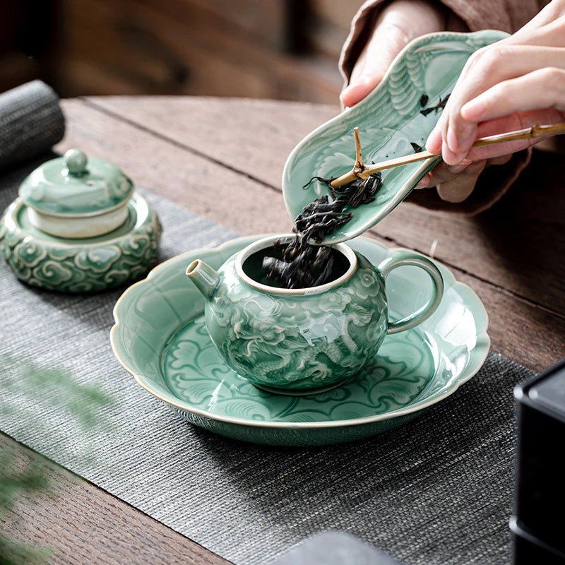 150ml Yue Kiln Celadon Ceramic Teapot Handmade Engraving Dargon Tea Maker Small Teapot with Filter Hole Household Kung Fu TeaSet